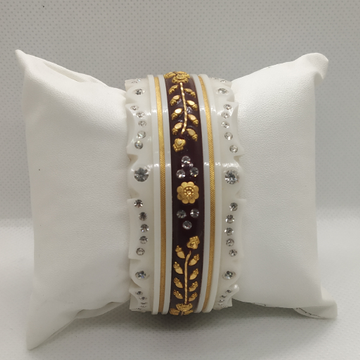 Red and white chudi patla by S.P. Jewellers