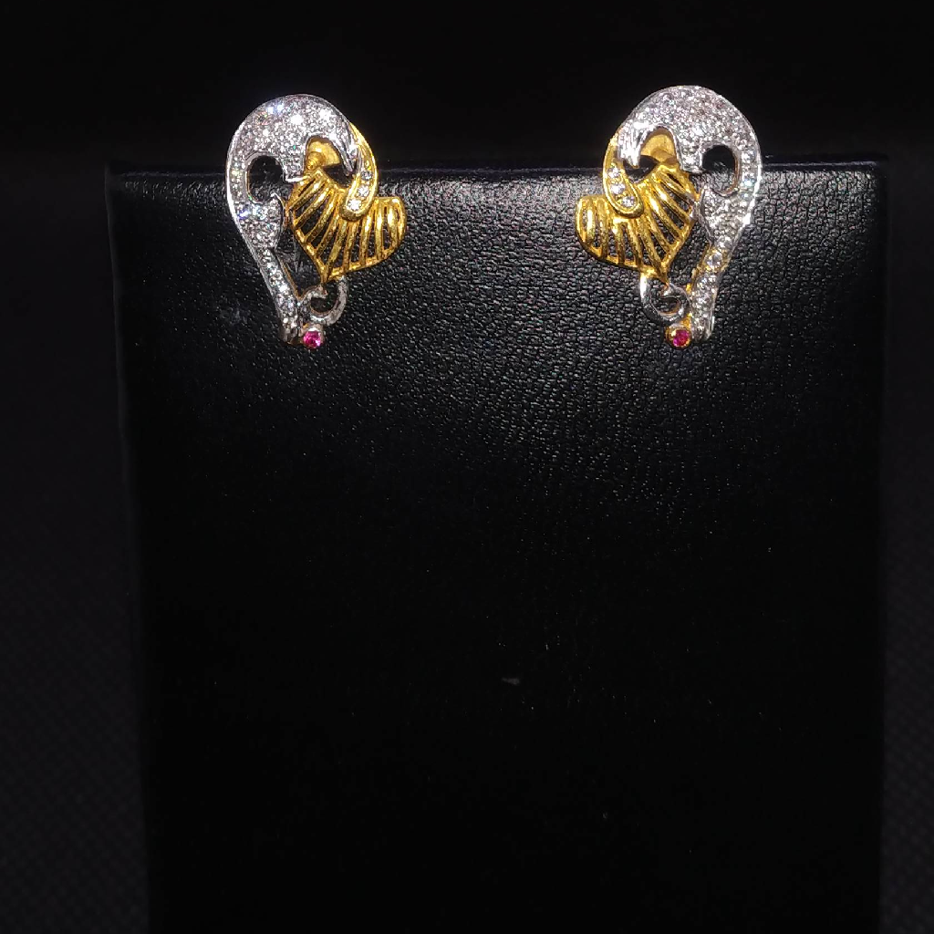 diamond earrings gold