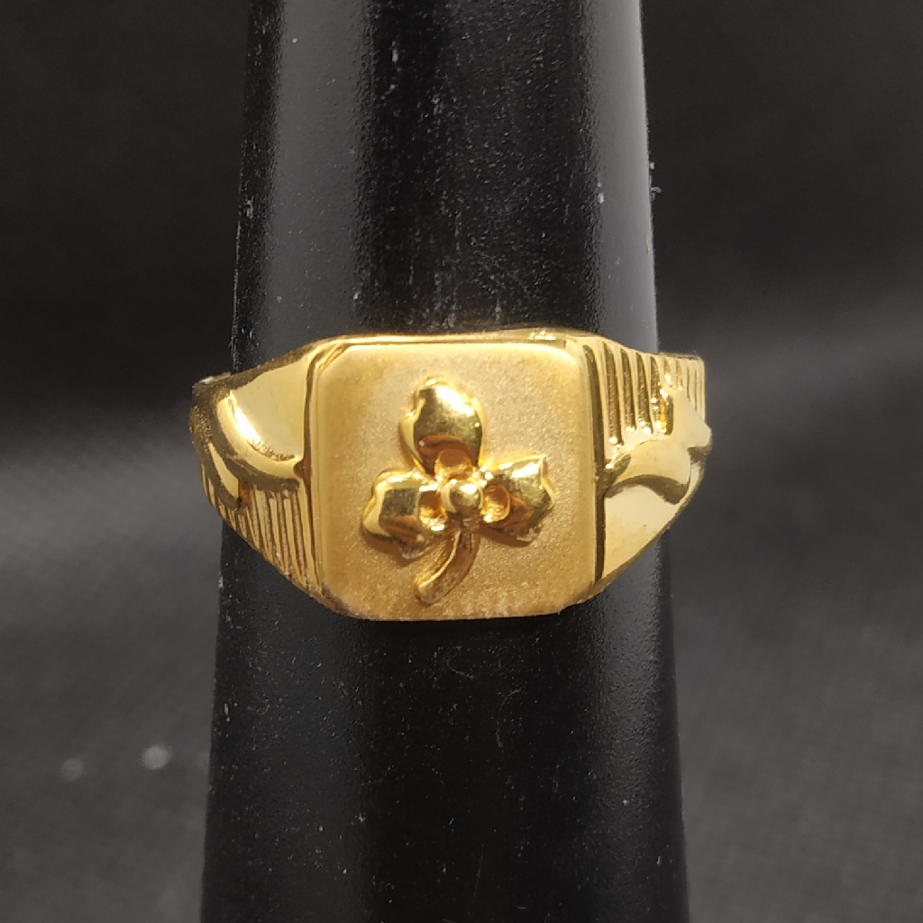 Jen's gold ring