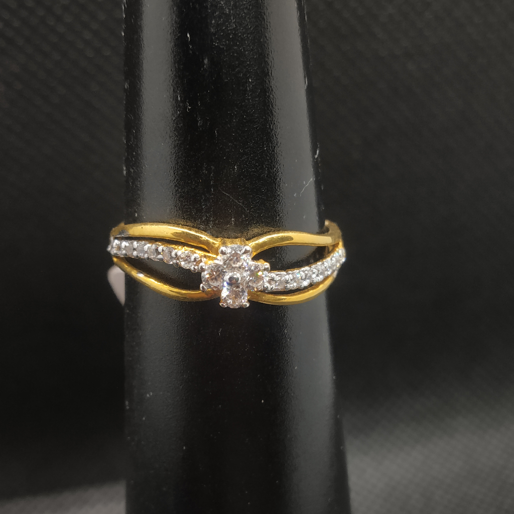 gold fancy ring