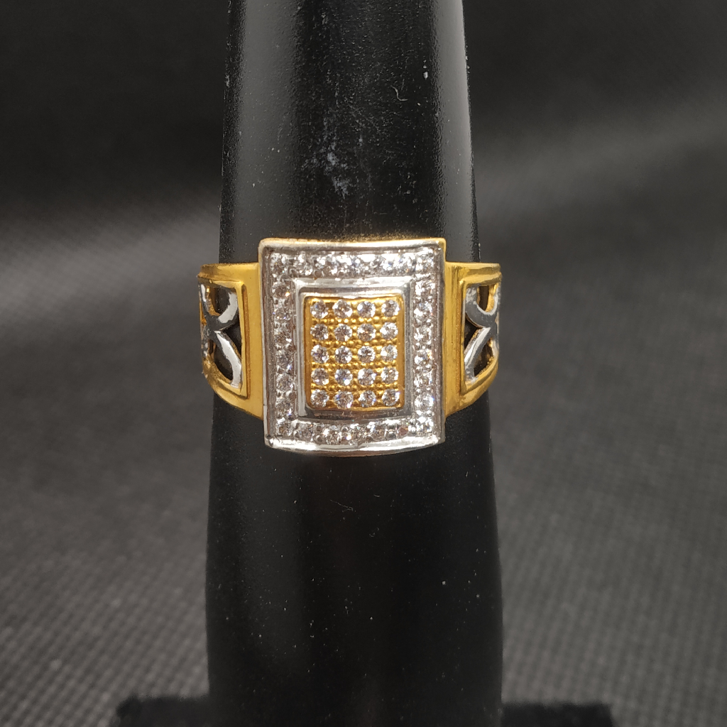 Jen's diamond ring