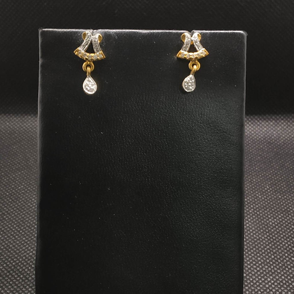 diamond earrings gold